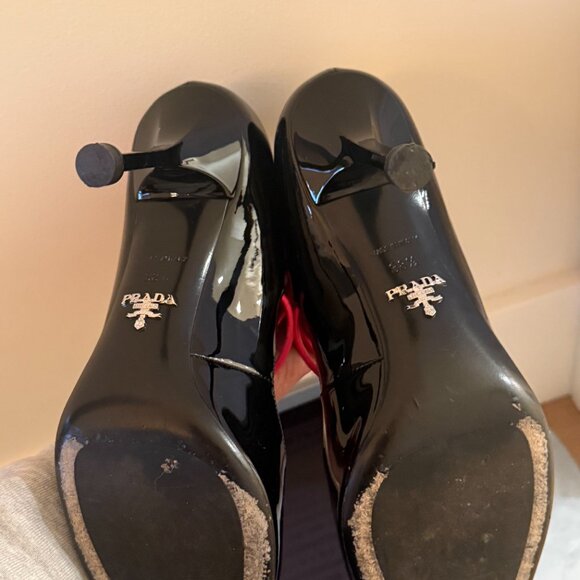 Prada Mary Jane Patent Leather Heels - Picture 5 of 6